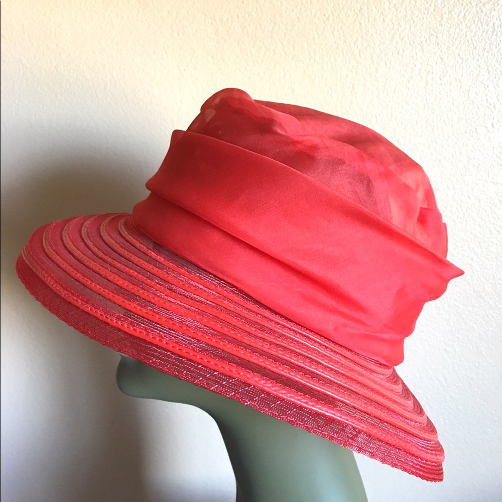Packable/Travel hat - Picture 2 of 5